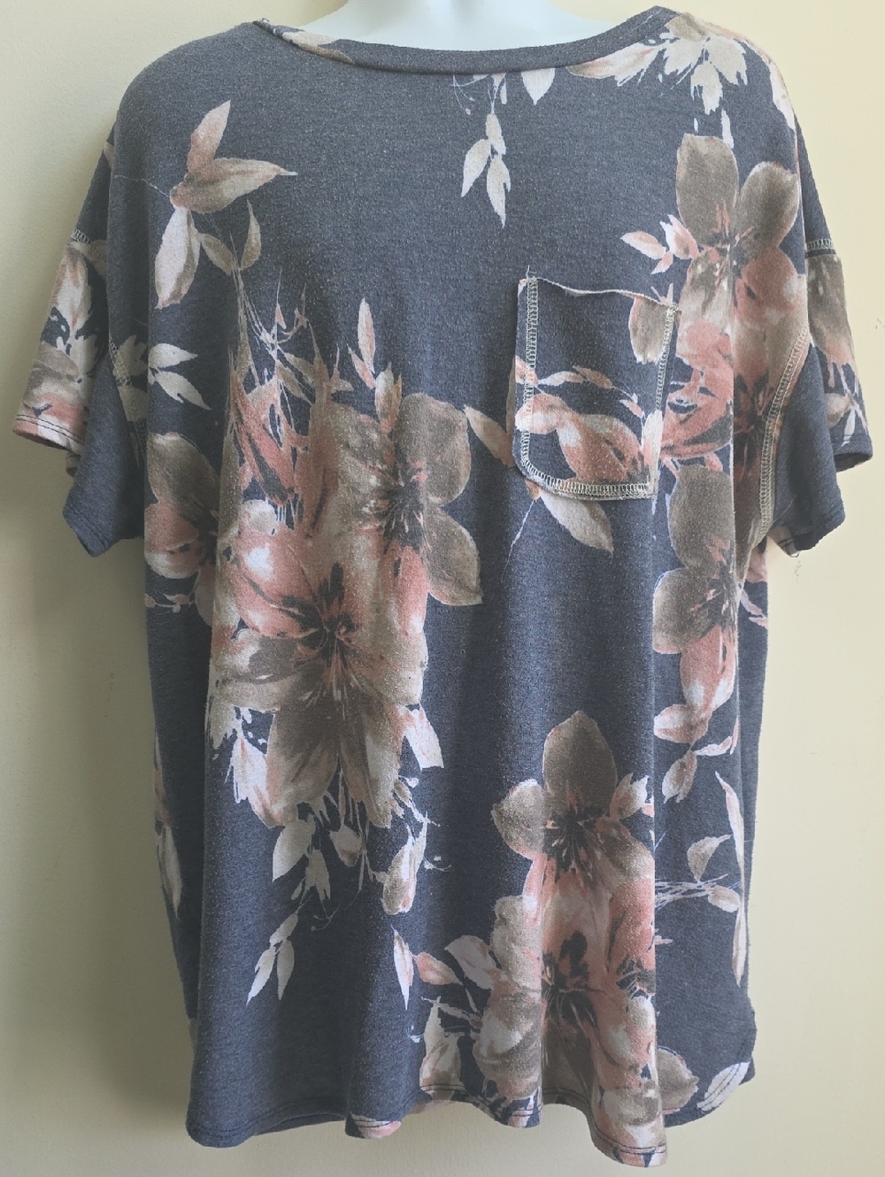 Lovely Melody Floral Plus Short Sleeve